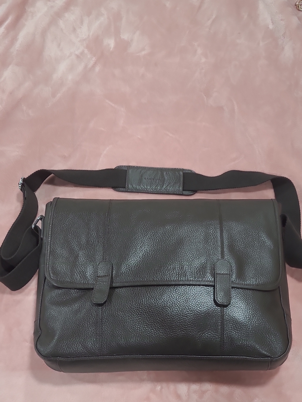 Cole Haan Wayland Classic Leather Messenger Bag - Brown
